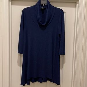 Grace blue tunic size M